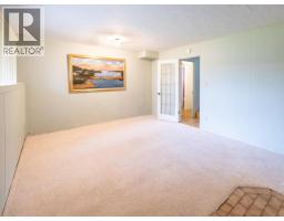 3571 Mackenzie Ave, Powell River, BC V8A3E7 Photo 34