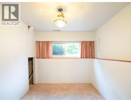 3571 Mackenzie Ave, Powell River, BC V8A3E7 Photo 31
