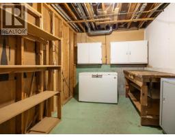 3571 Mackenzie Ave, Powell River, BC V8A3E7 Photo 40