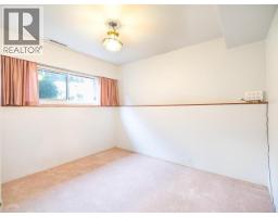 3571 Mackenzie Ave, Powell River, BC V8A3E7 Photo 29