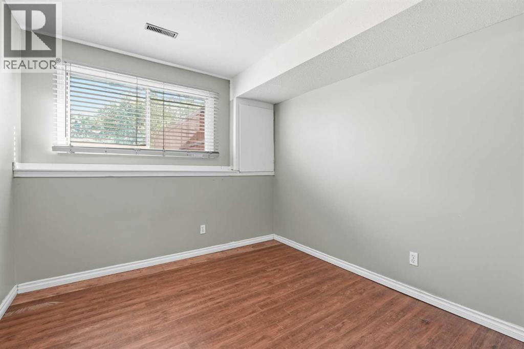 7341 36 Avenue NW - Image 19