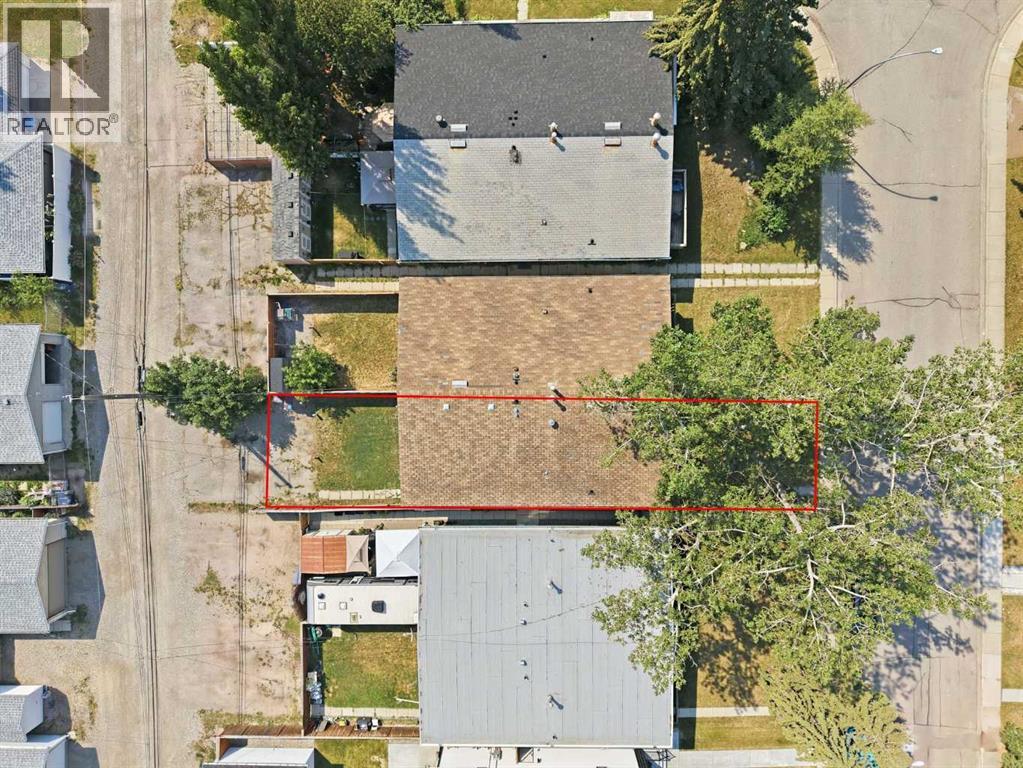 7341 36 Avenue NW - Image 32