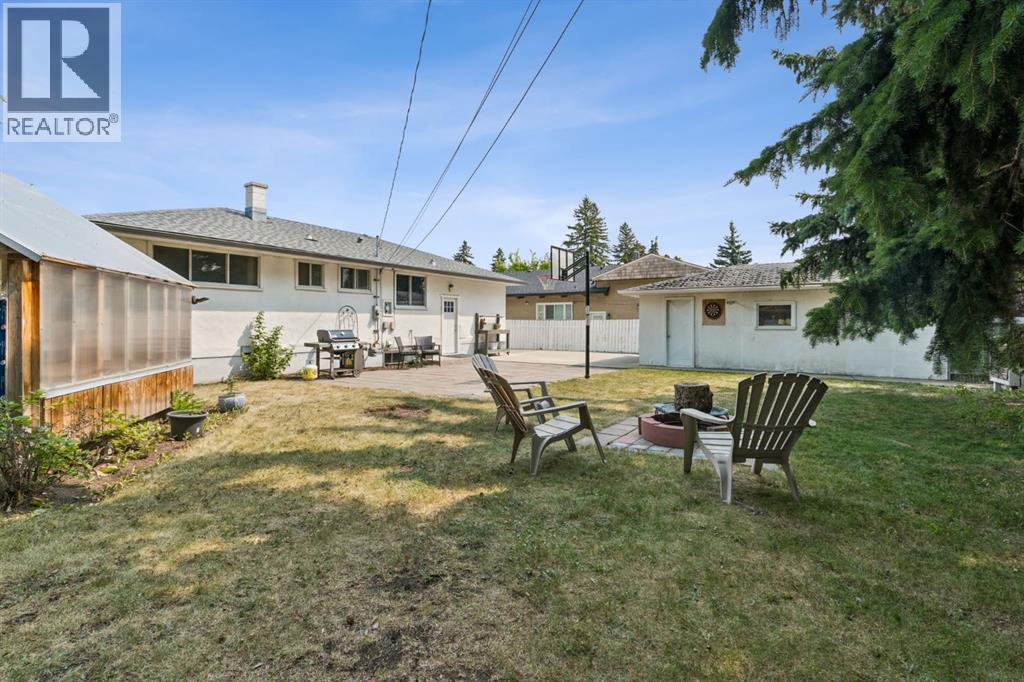 91 Winslow Crescent SW - 38