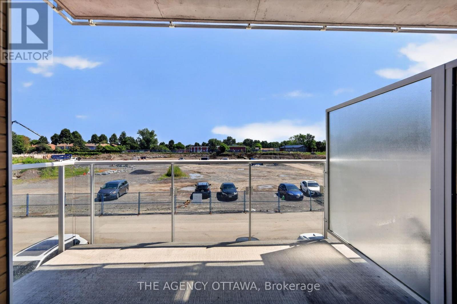 1 Bed, 1 Bath Apartment for Sale in Ottawa – 201 – 3085 RIVERSIDE DRIVE, Ottawa – MLS# X13654318 - Image 12