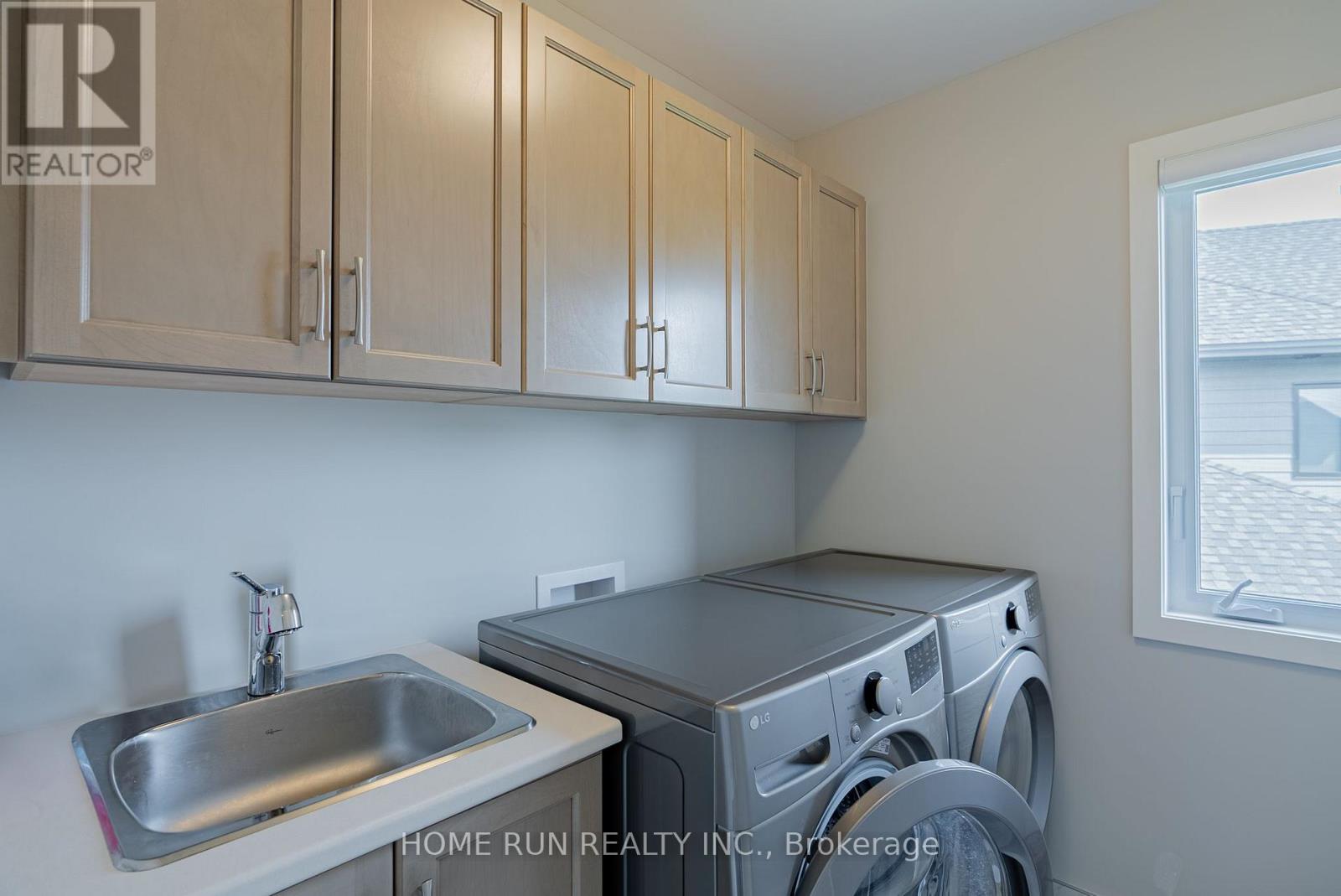 4 Bed, 5 Bath House for Rent in Ottawa – 451 LONGWORTH AVENUE, Ottawa – MLS# X13654328 - Image 42