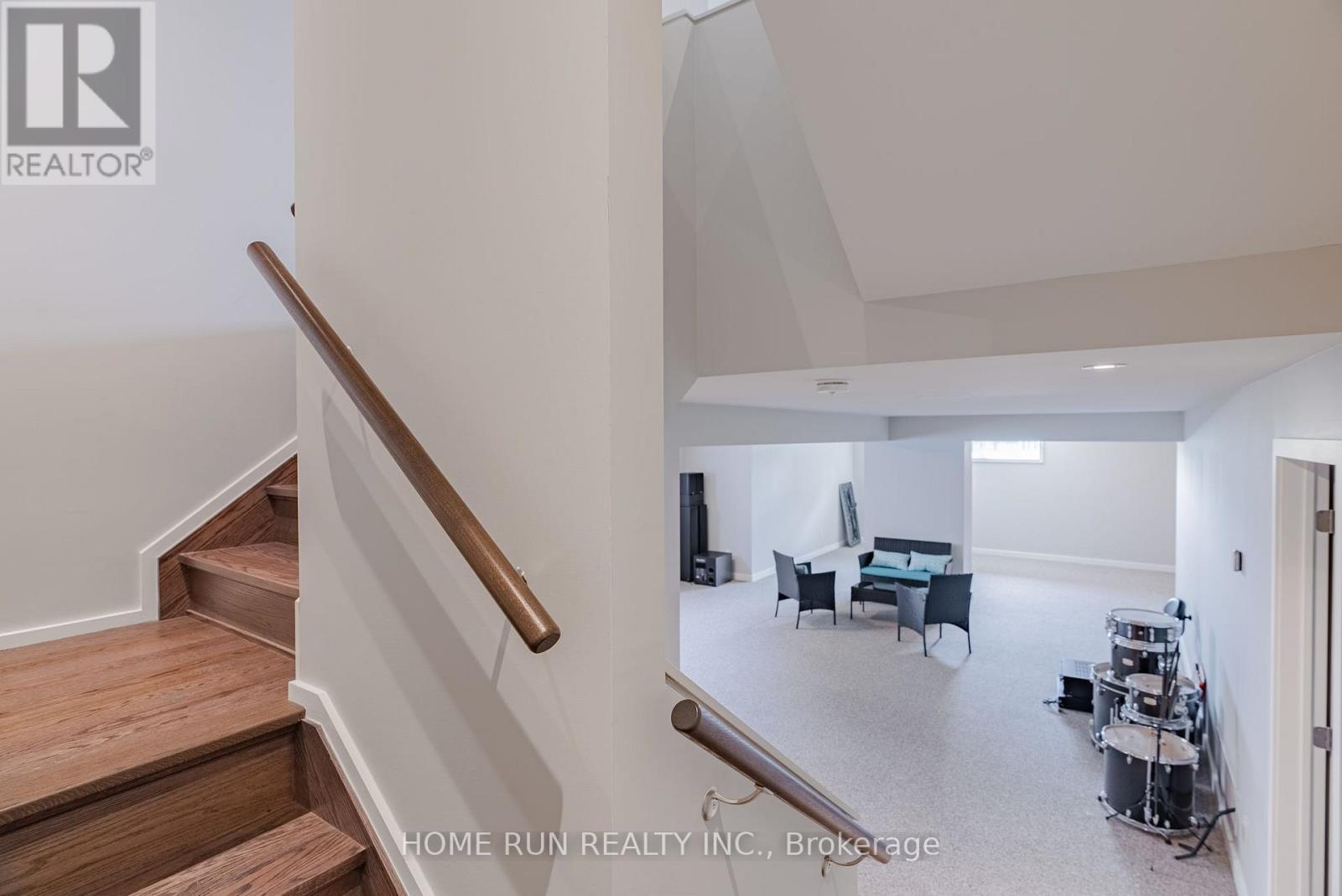 4 Bed, 5 Bath House for Rent in Ottawa – 451 LONGWORTH AVENUE, Ottawa – MLS# X13654328 - Image 48