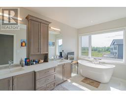 451 Longworth Avenue, Ottawa, ON K1T0T7 Photo 39
