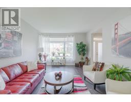 451 Longworth Avenue, Ottawa, ON K1T0T7 Photo 8
