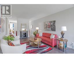 451 Longworth Avenue, Ottawa, ON K1T0T7 Photo 9