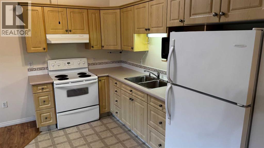 10402 111 Street - Photo 14