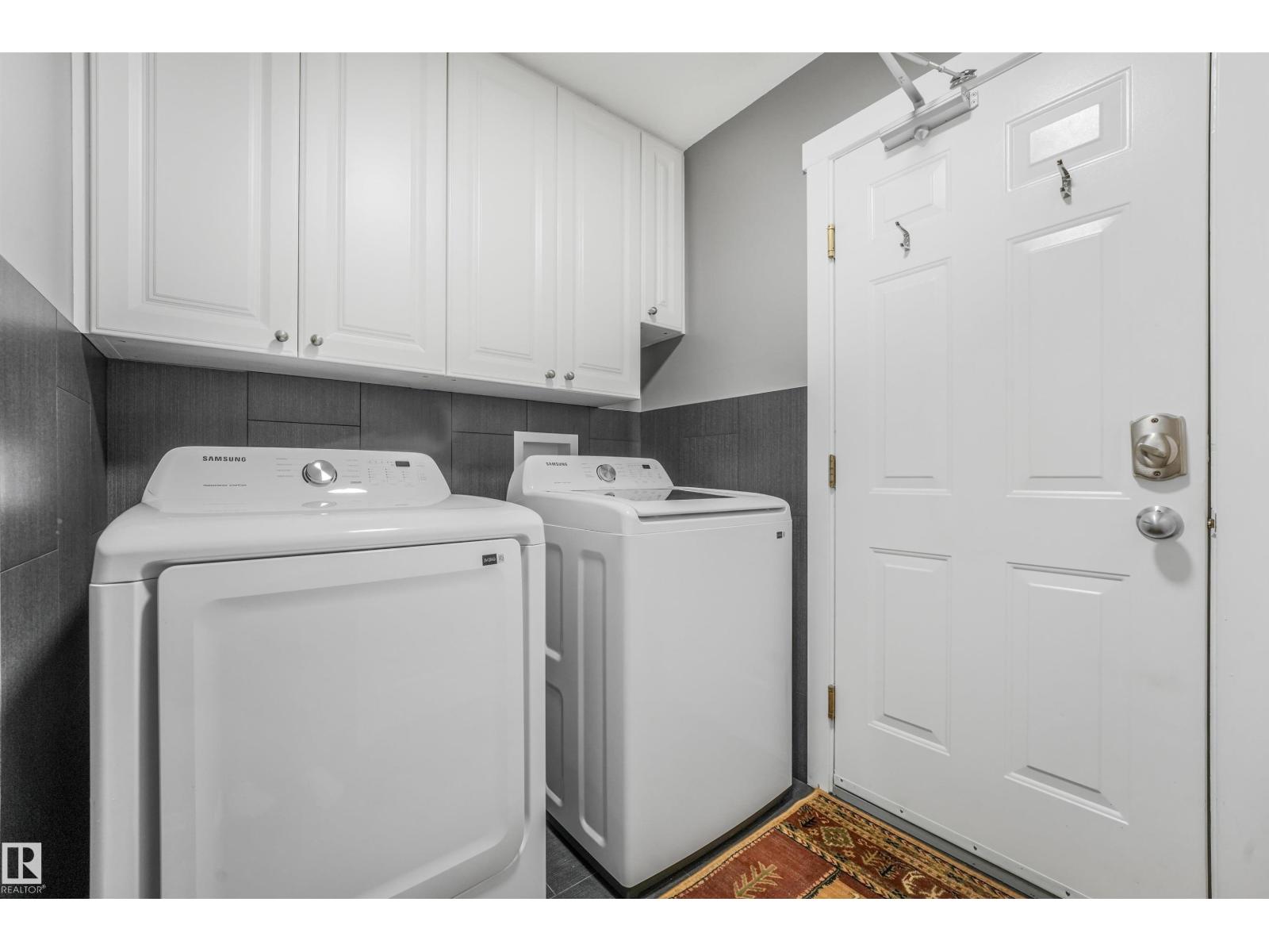 2 KIRKWOOD DR - 31