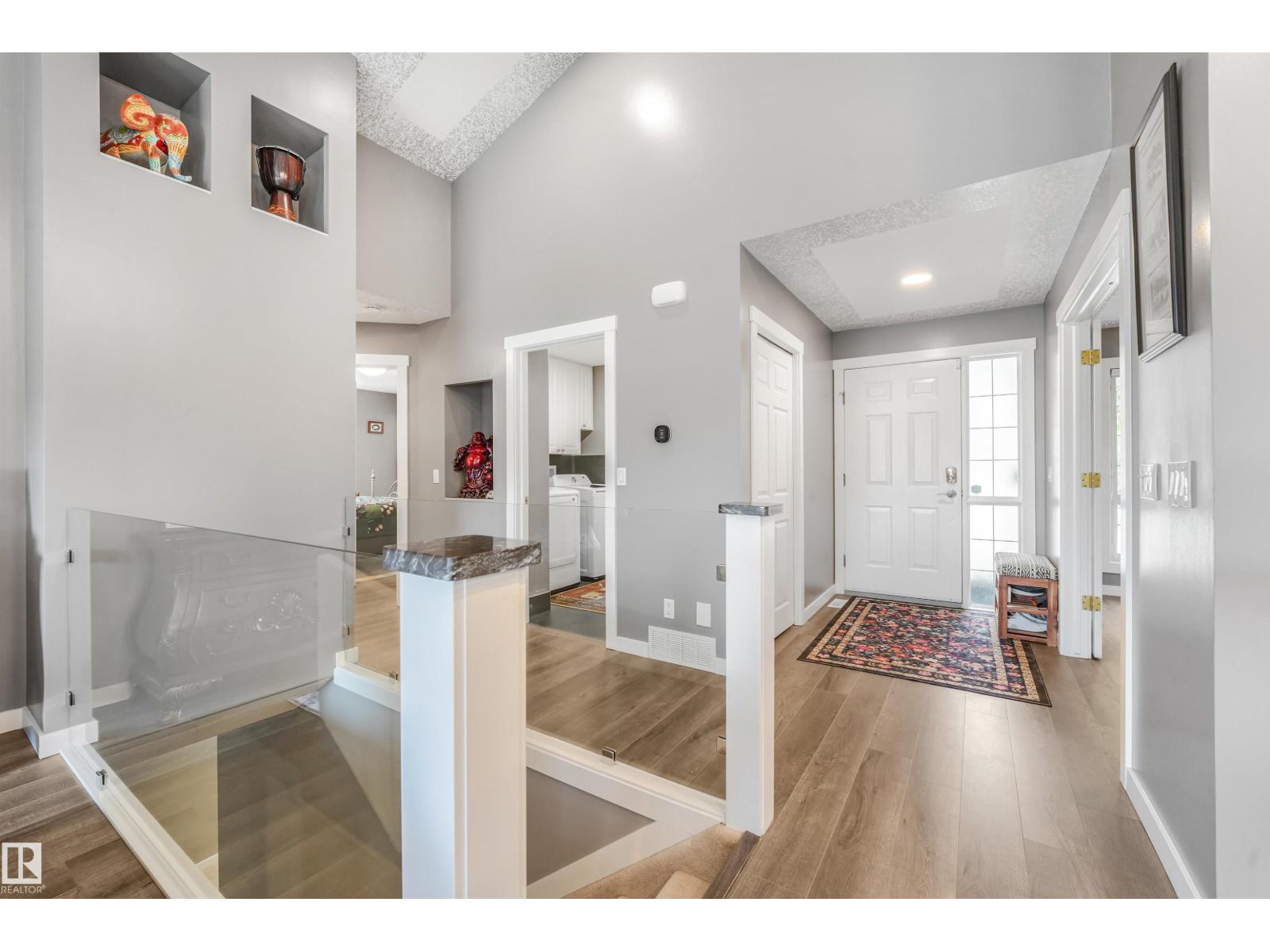 2 KIRKWOOD DR - 32