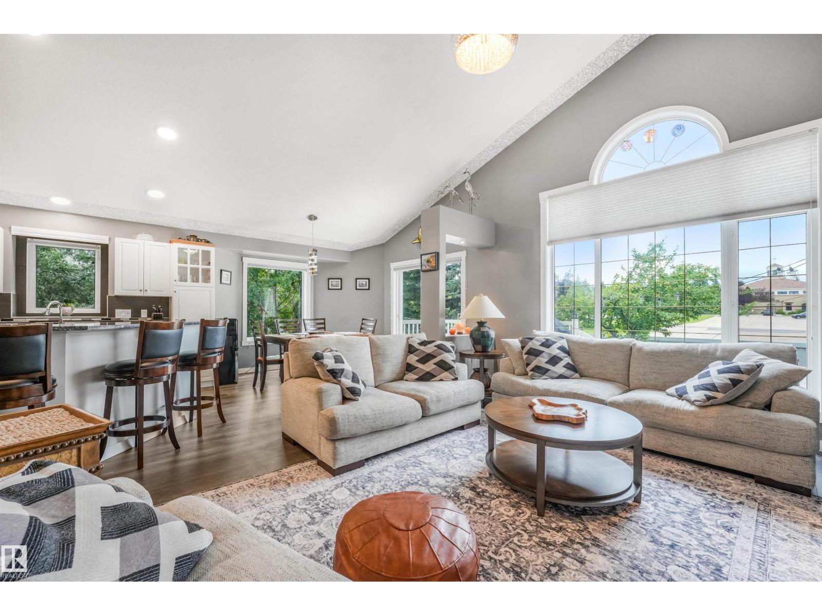 2 KIRKWOOD DR - Image 6
