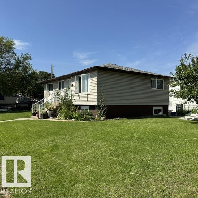 11404 127 AV NW - 2