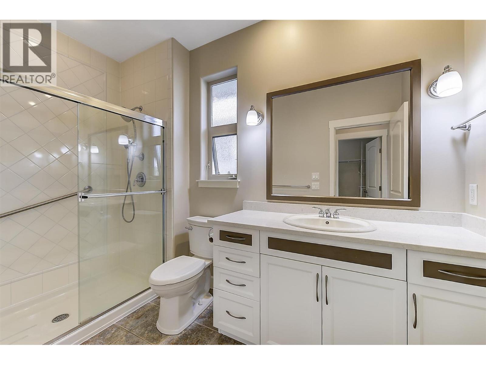 #273 4035 Gellatly Road S - 32