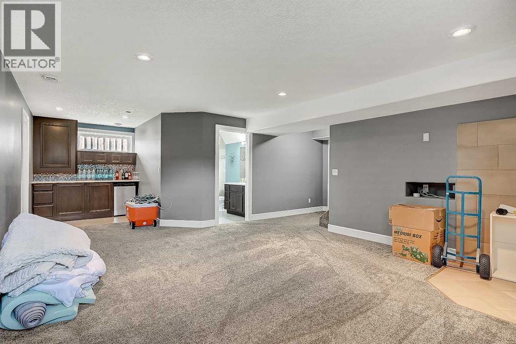 8601 60A Avenue - Image 39
