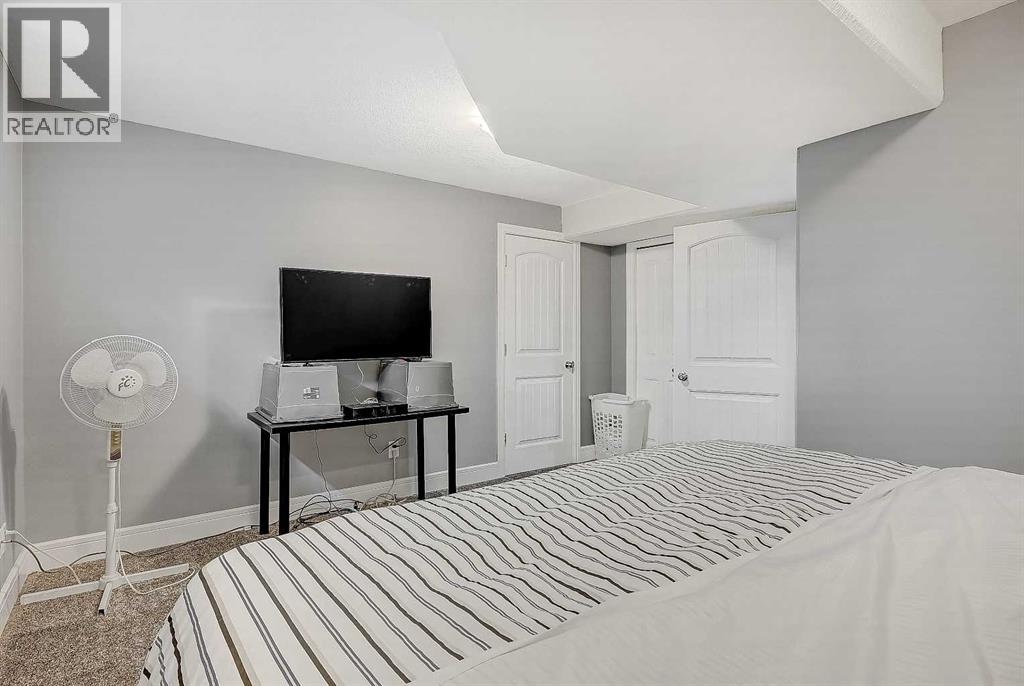 8601 60A Avenue - Image 43