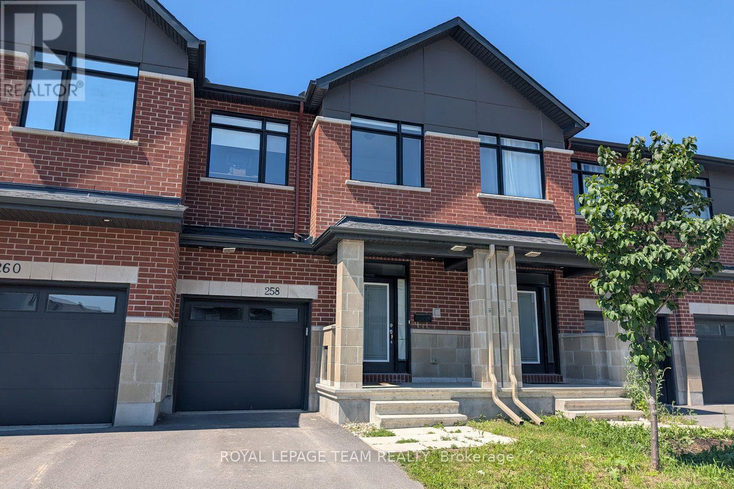 3 Bed, 3 Bath House for Rent in Ottawa – 258 MONTICELLO AVENUE, Ottawa – MLS# X13654340 - Image 1