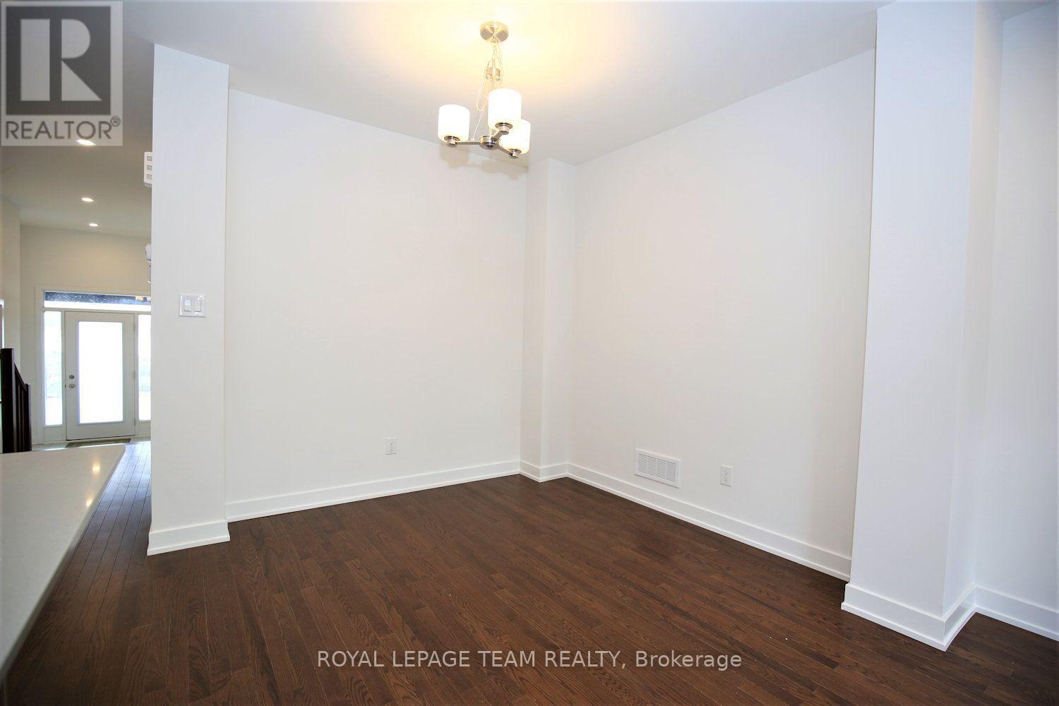 3 Bed, 3 Bath House for Rent in Ottawa – 258 MONTICELLO AVENUE, Ottawa – MLS# X13654340 - Image 11