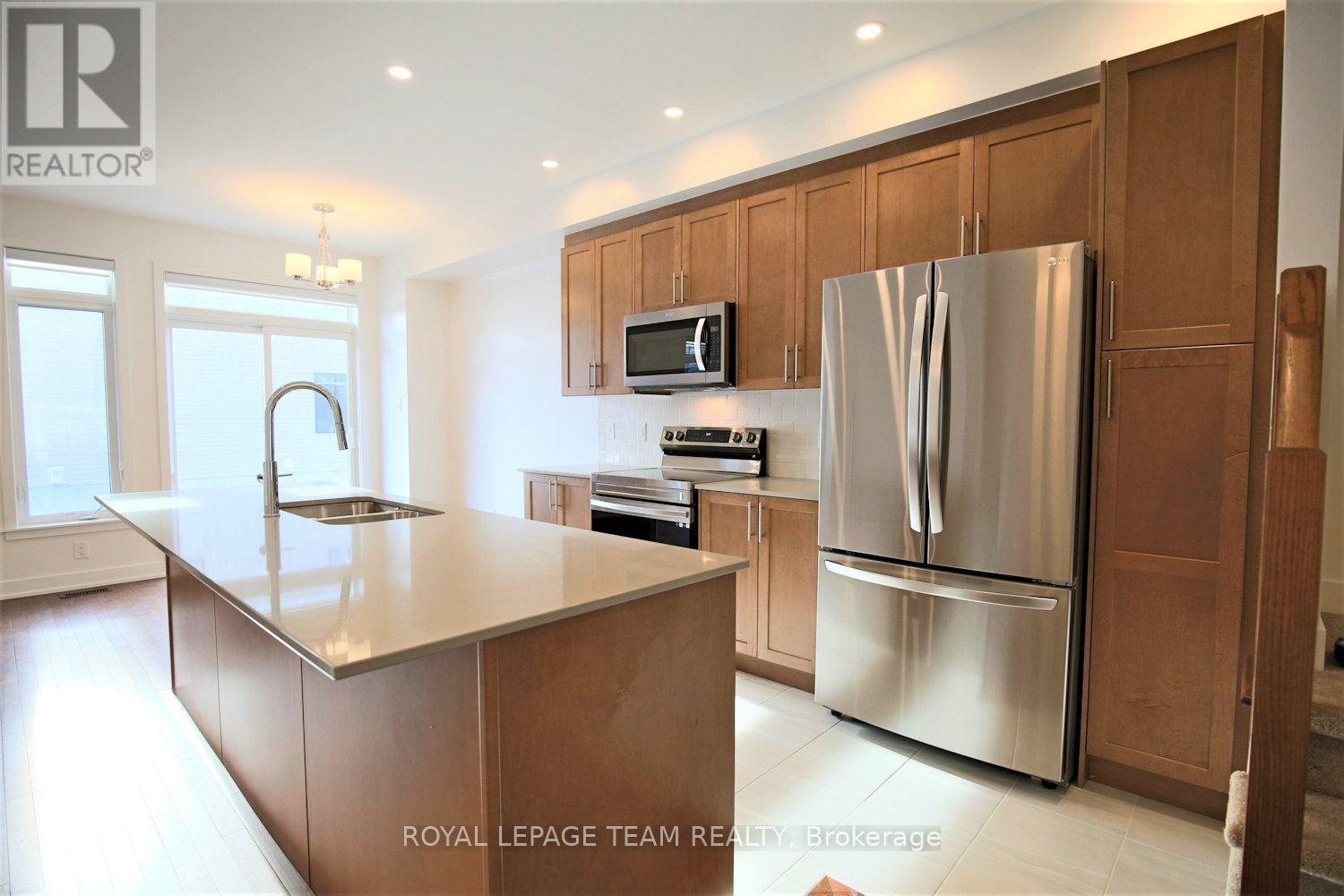 3 Bed, 3 Bath House for Rent in Ottawa – 258 MONTICELLO AVENUE, Ottawa – MLS# X13654340 - Image 16
