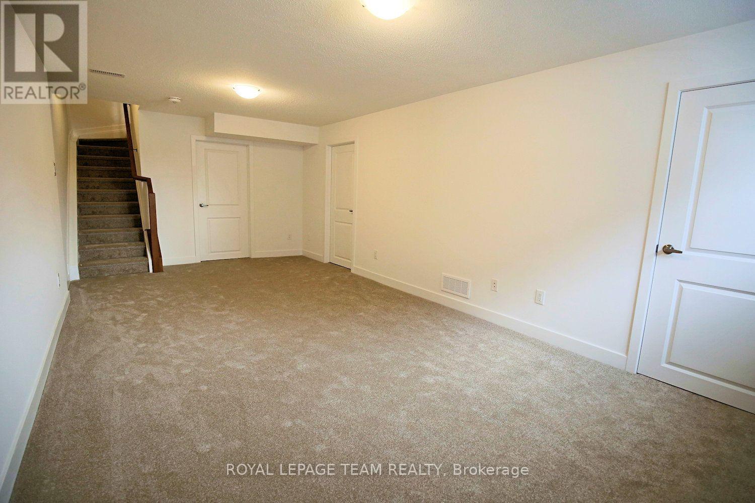 3 Bed, 3 Bath House for Rent in Ottawa – 258 MONTICELLO AVENUE, Ottawa – MLS# X13654340 - Image 35