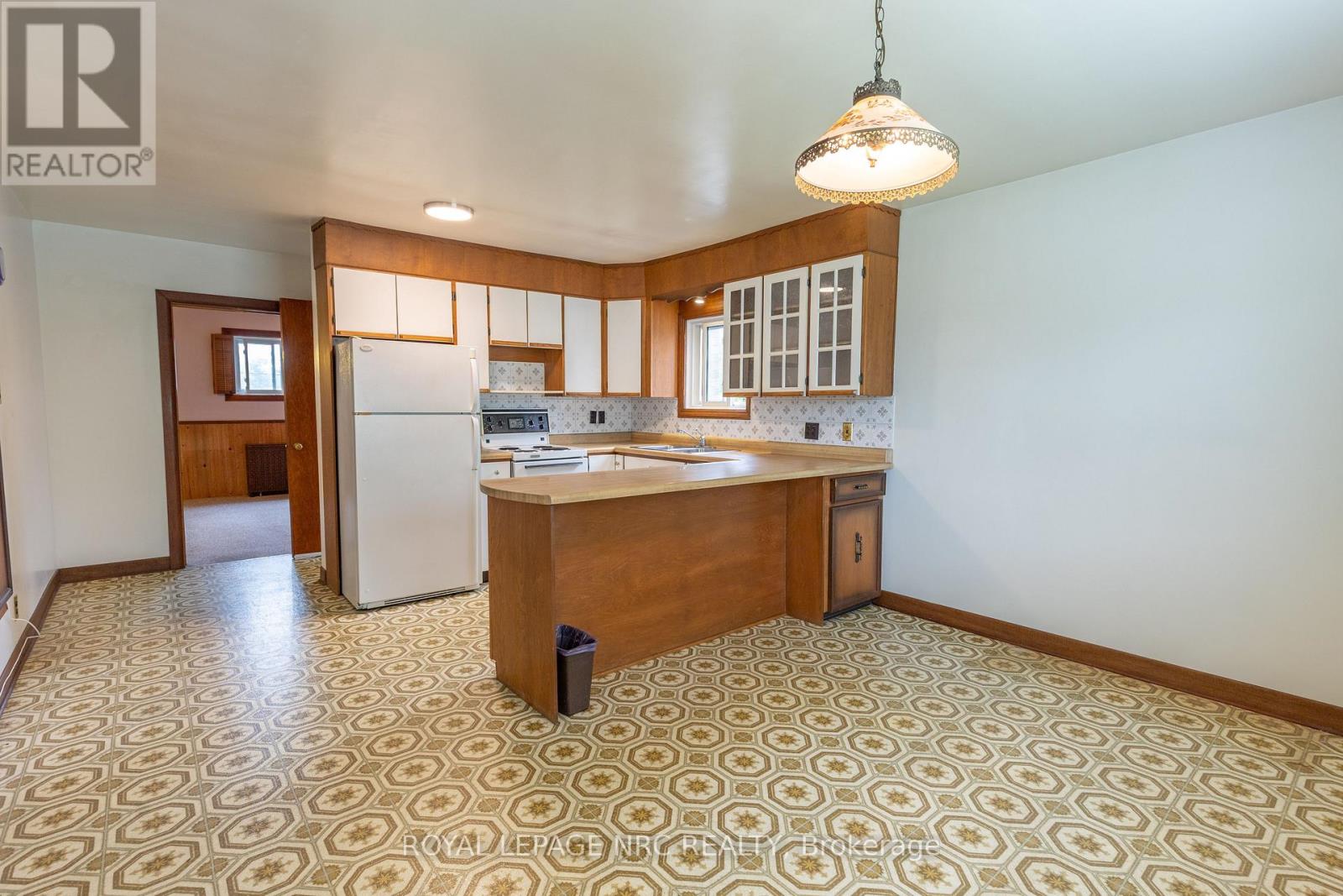 215 KNOLL STREET - Image 16