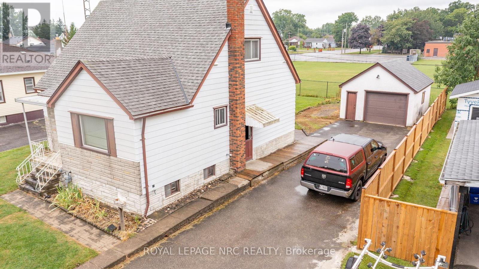 215 KNOLL STREET - Image 3