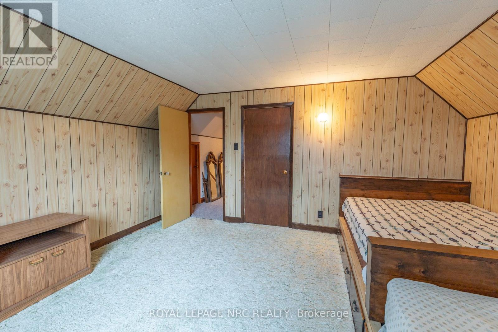 215 KNOLL STREET - Image 31