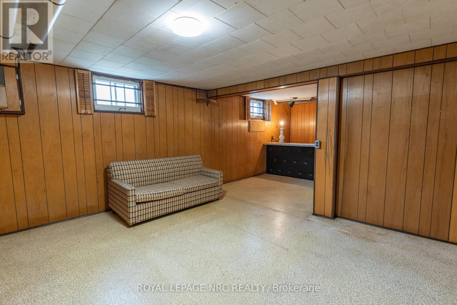215 KNOLL STREET - Image 44
