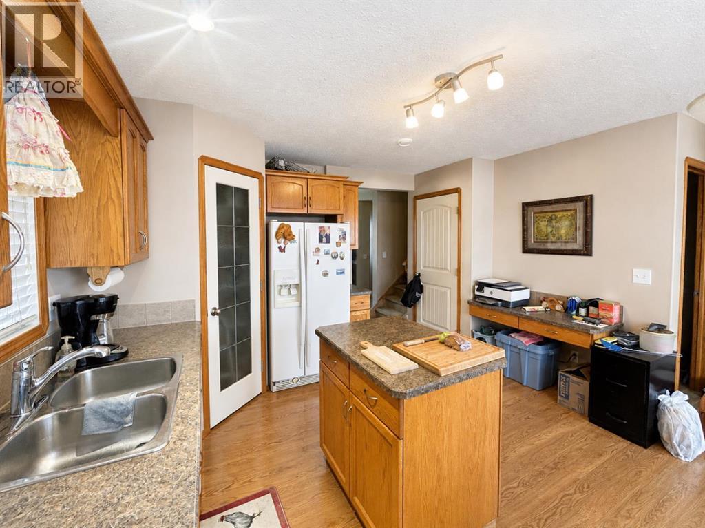 4507 74 Street - Image 5