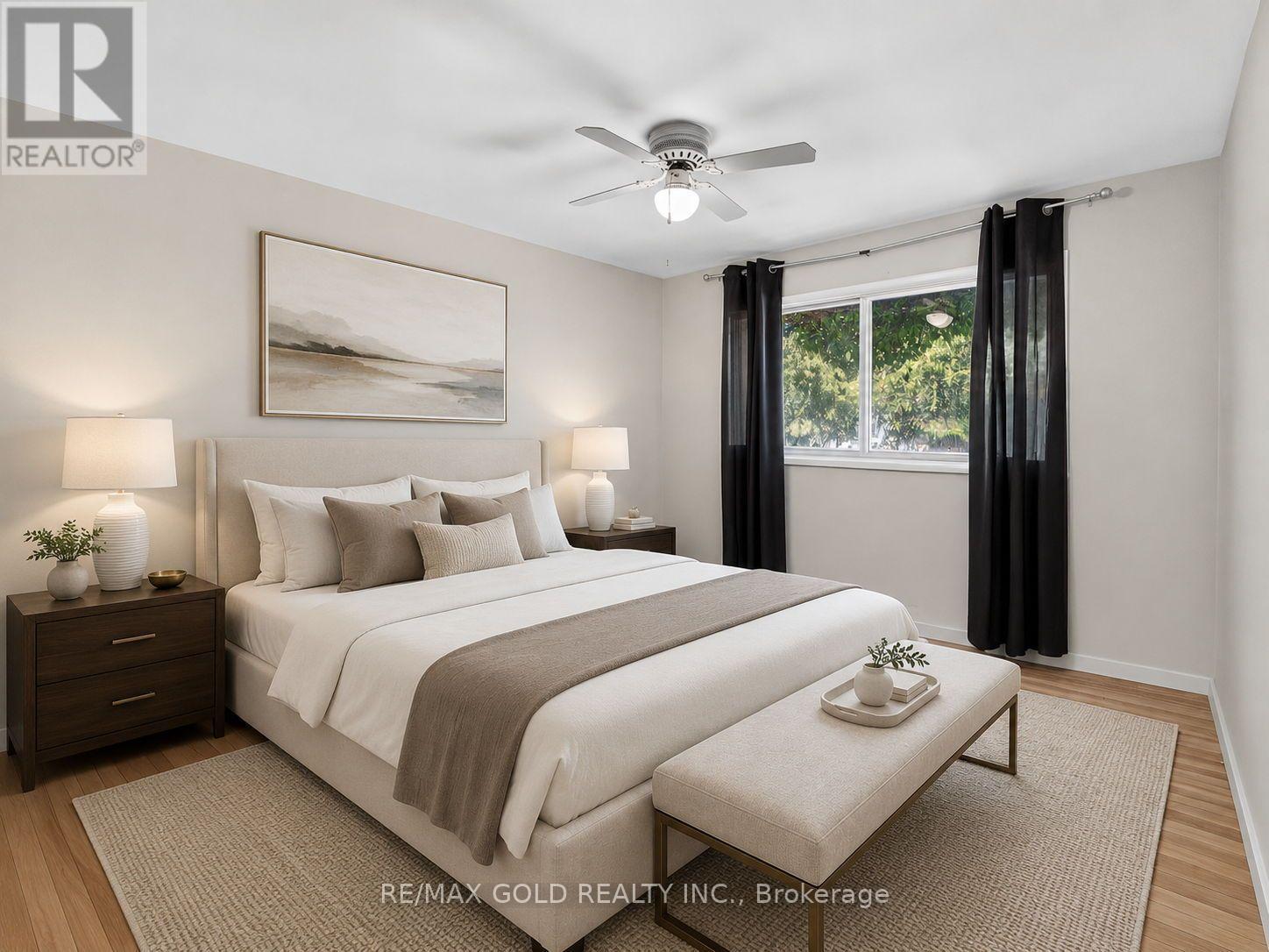 16 MONTEREY ROAD - Image 35