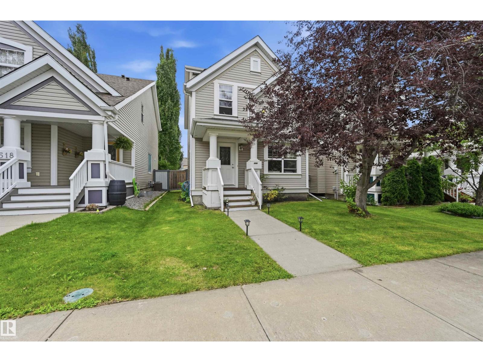 1516 76 ST SW - 1