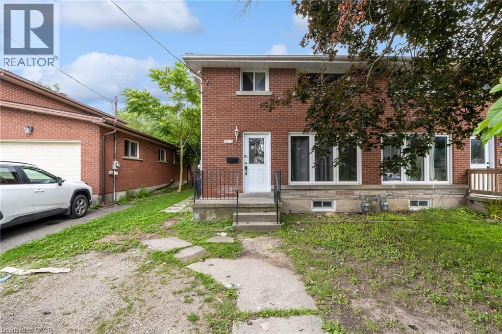 203B ERB Street — photo 2