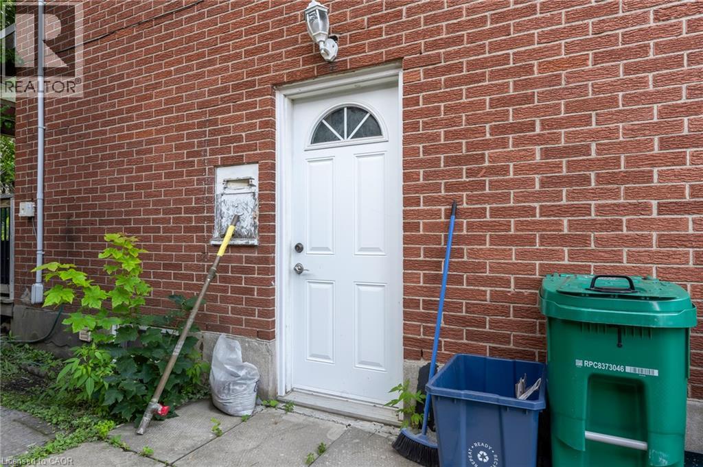 203B ERB Street — photo 3
