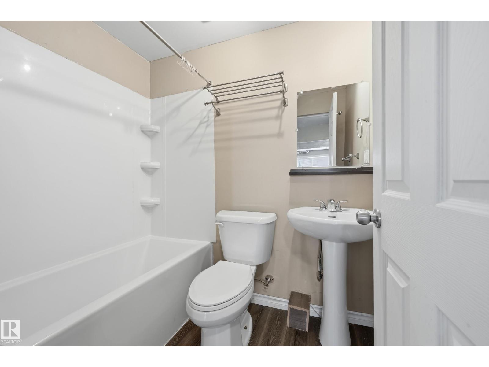 458 HUNTERS GREEN GR NW - 35