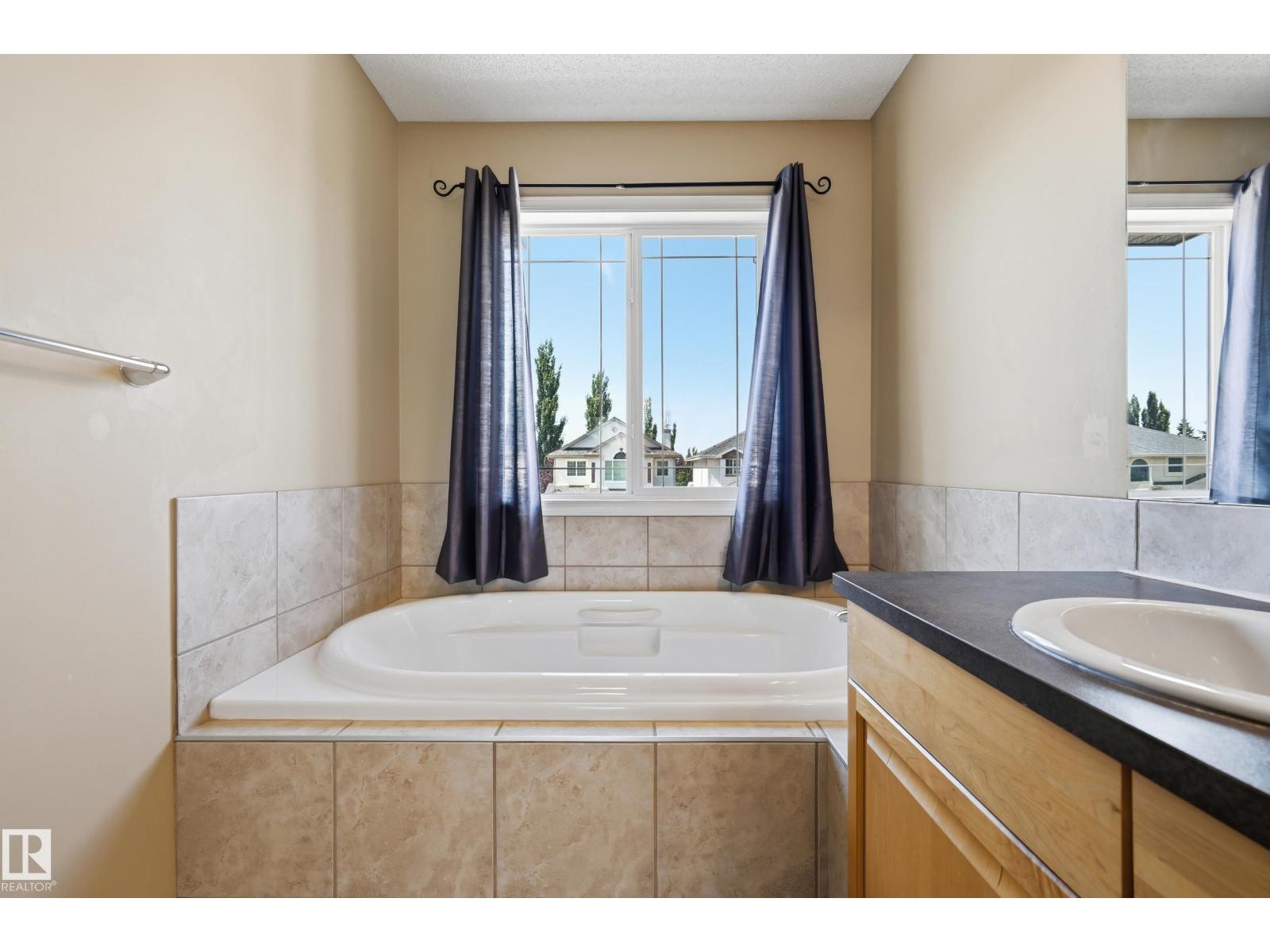 458 HUNTERS GREEN GR NW - 28