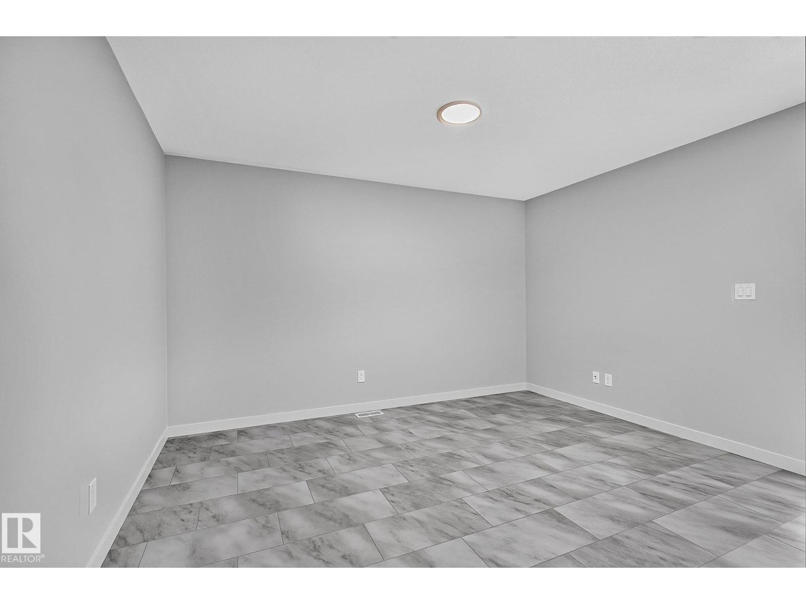 55 ELSINORE PL NW - 25