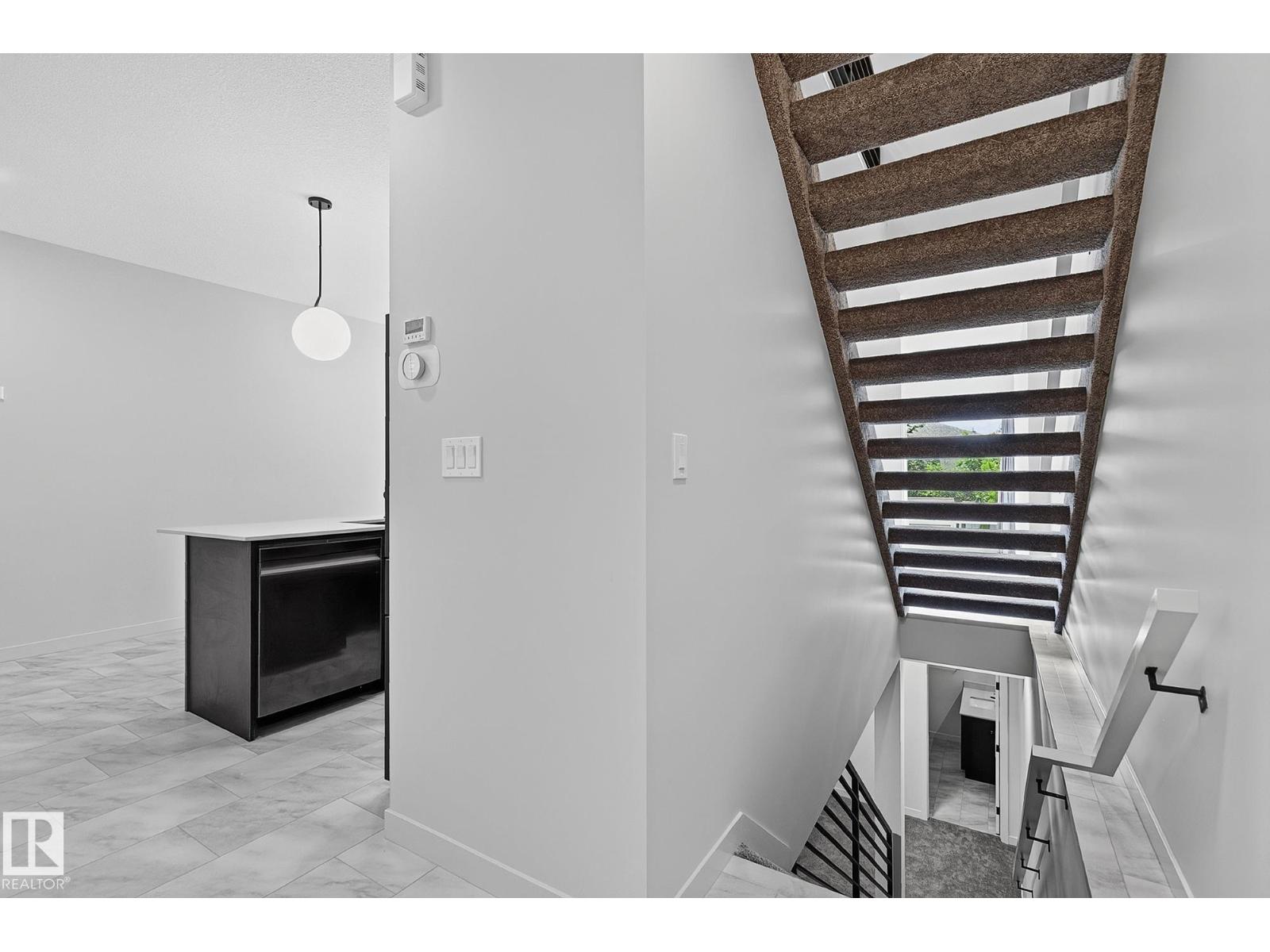 55 ELSINORE PL NW - Image 50