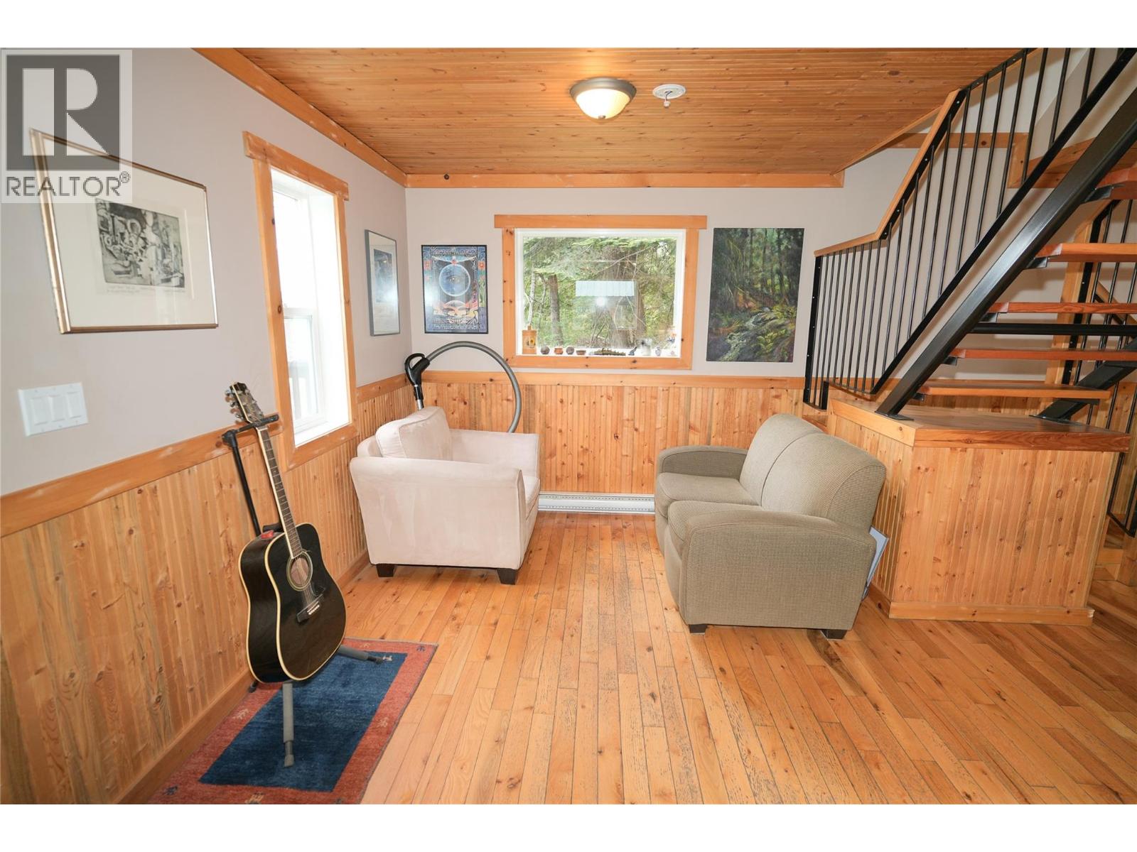 1017 Hume Street - 2