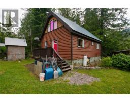 1017 Hume Street, Slocan, BC V0G2C0 Photo 18