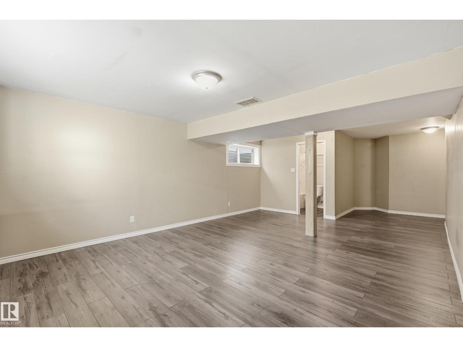 458 HUNTERS GREEN GR NW - 41