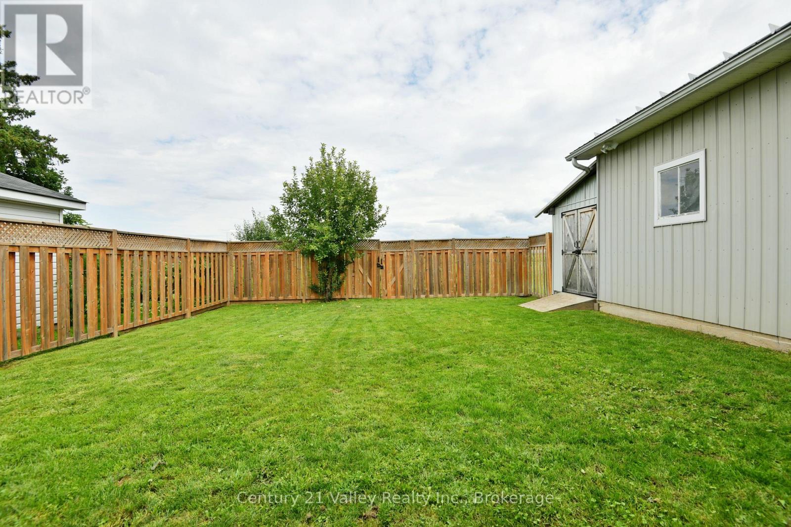 785 EIGHTH STREET - Image 37