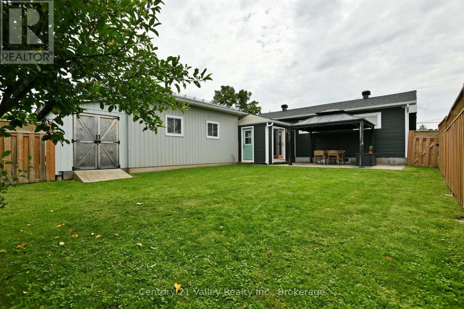 785 EIGHTH STREET - Image 39
