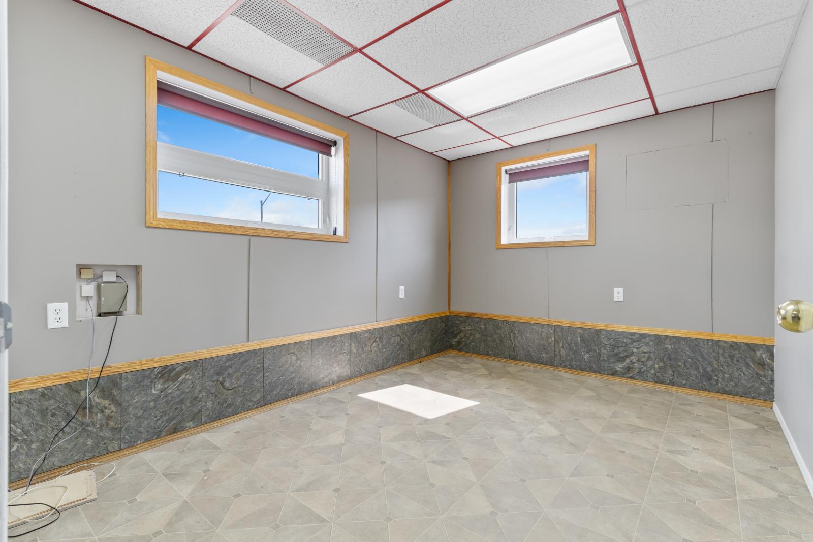 5512 Industrial Road - Photo 14