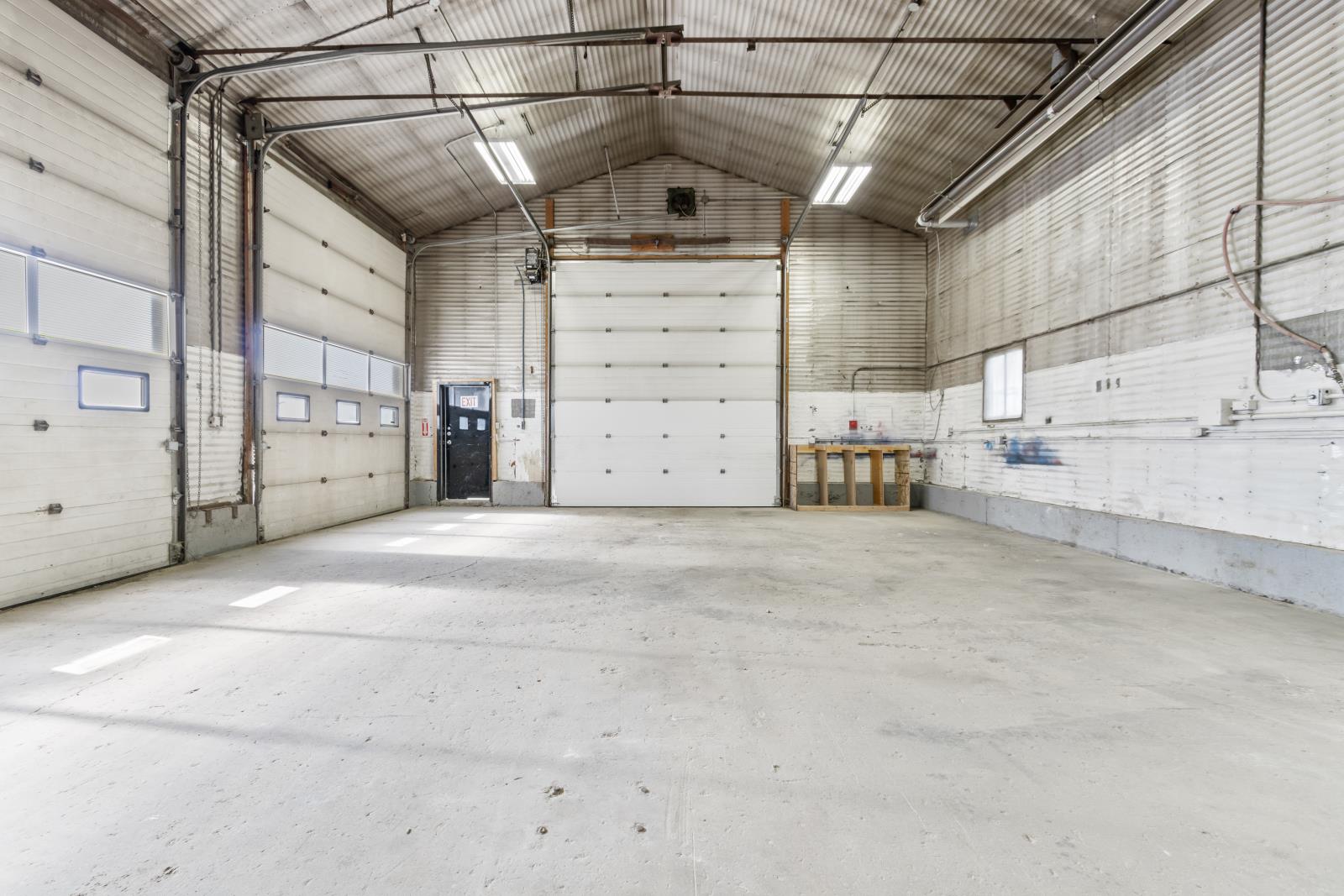 5512 Industrial Road - Photo 25