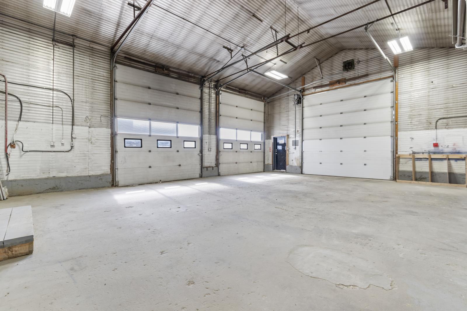 5512 Industrial Road - Photo 24