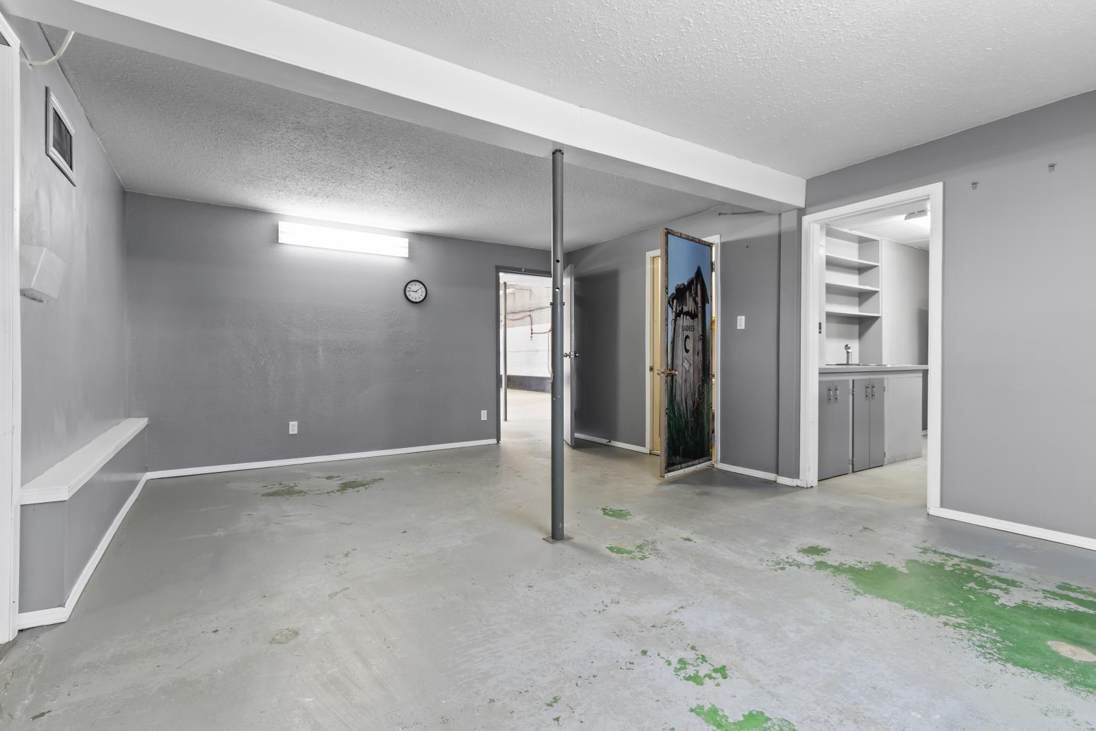 5512 Industrial Road - Photo 20
