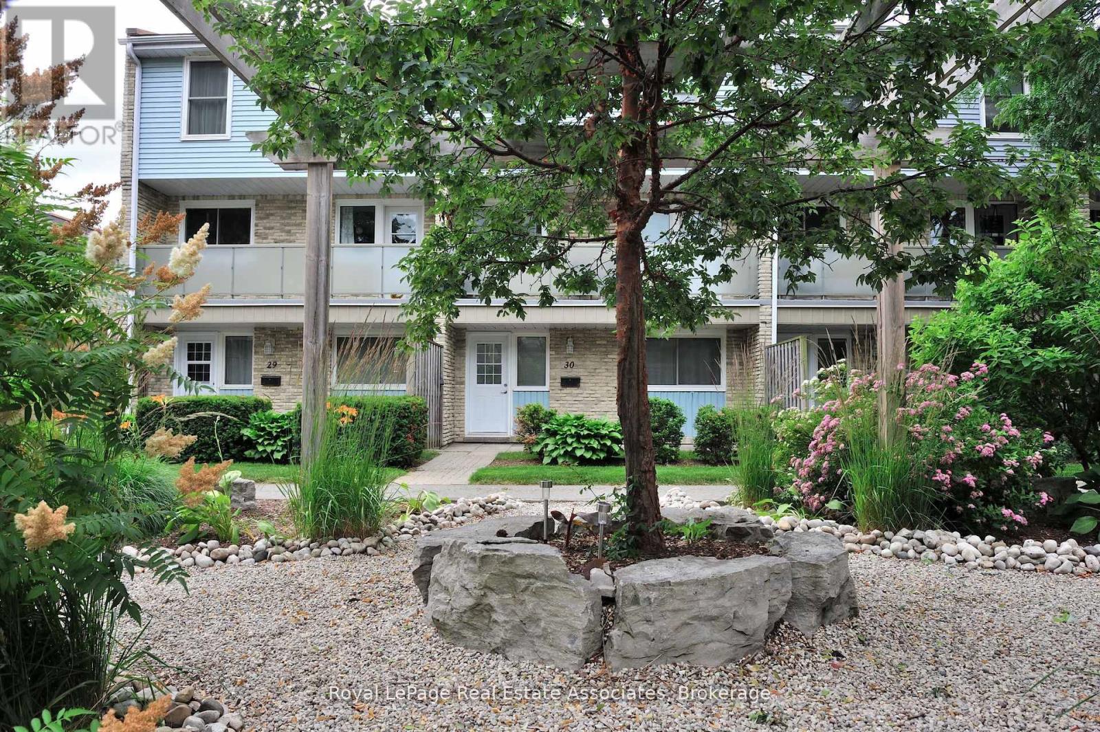 30 - 35 BRECKENRIDGE DRIVE — photo 3