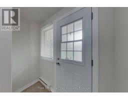 30 - 35 Breckenridge Drive, Kitchener, ON N2B3H5 Photo 8