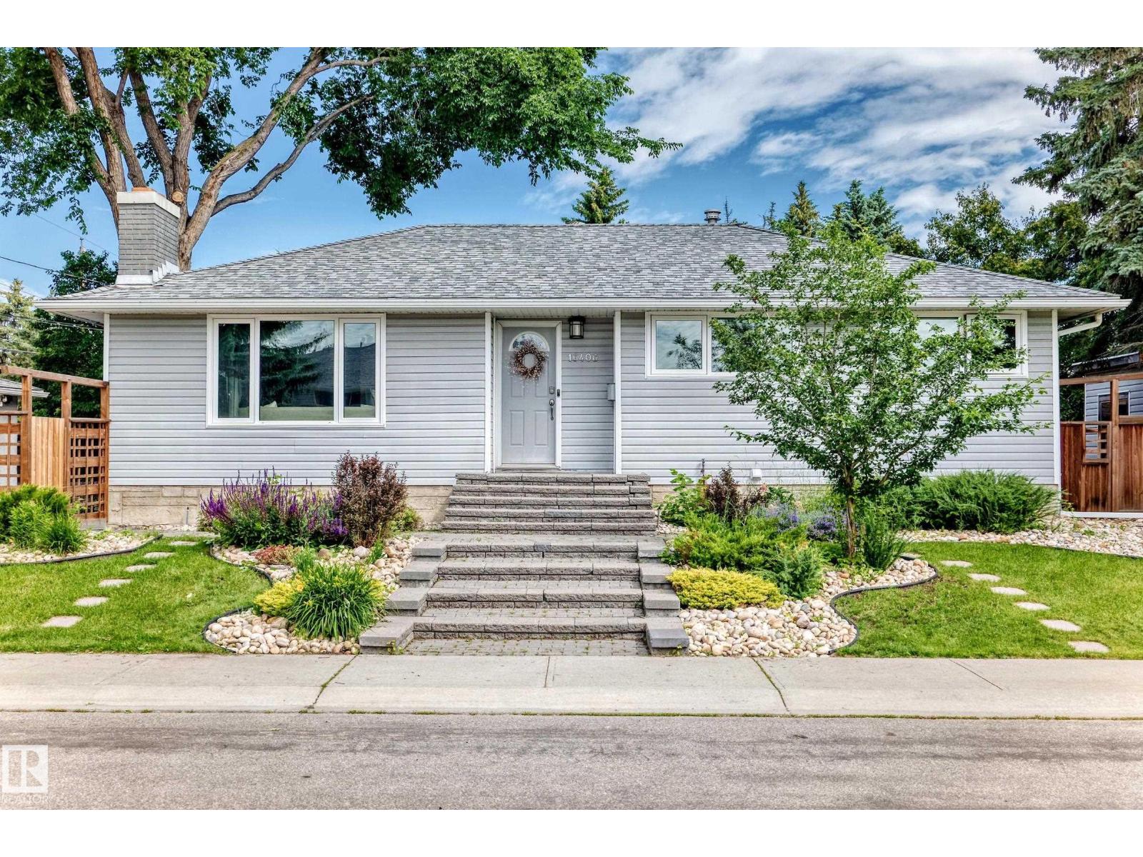 16406 87a AV NW - 1